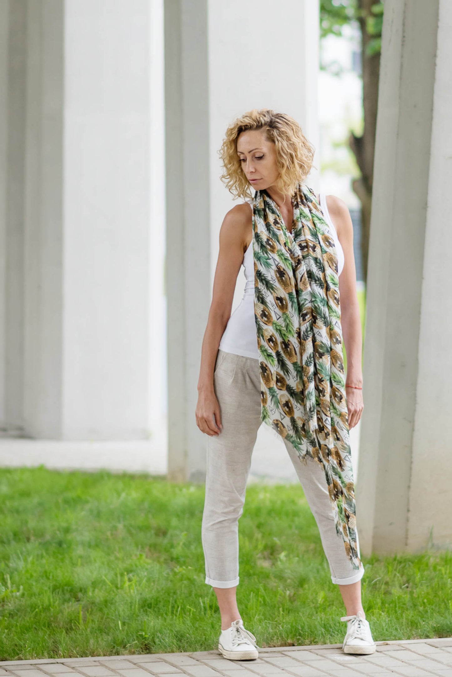 DISCO PINEAPPLE SCARF