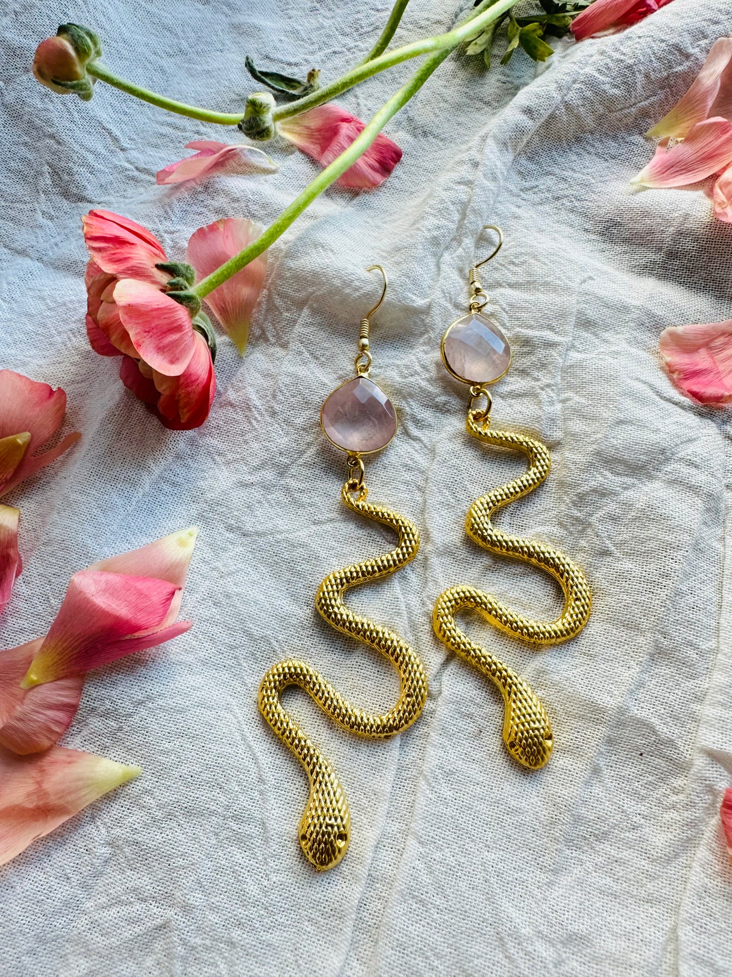 Pink quarts serpents