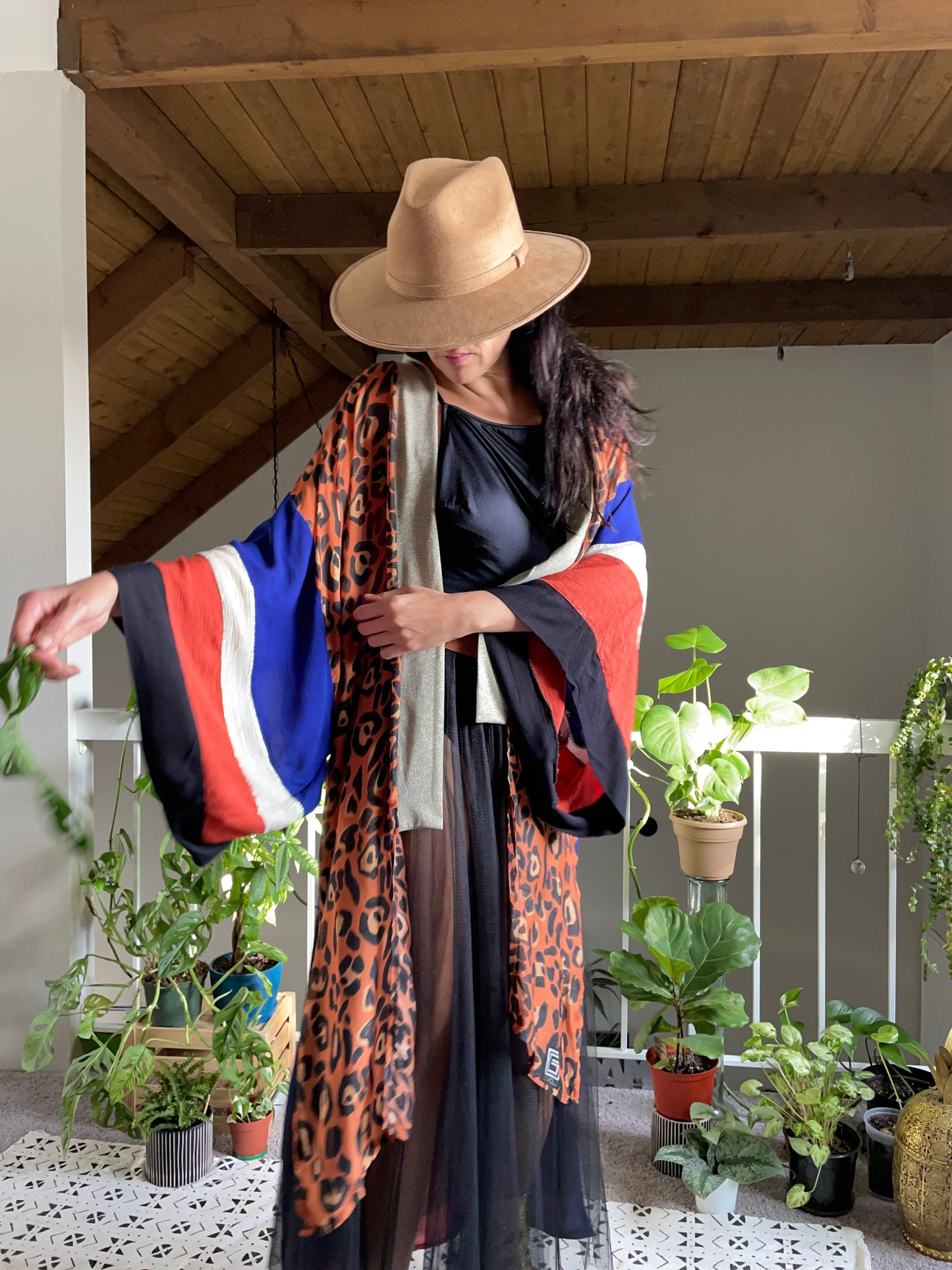 Royal cheetah kimono