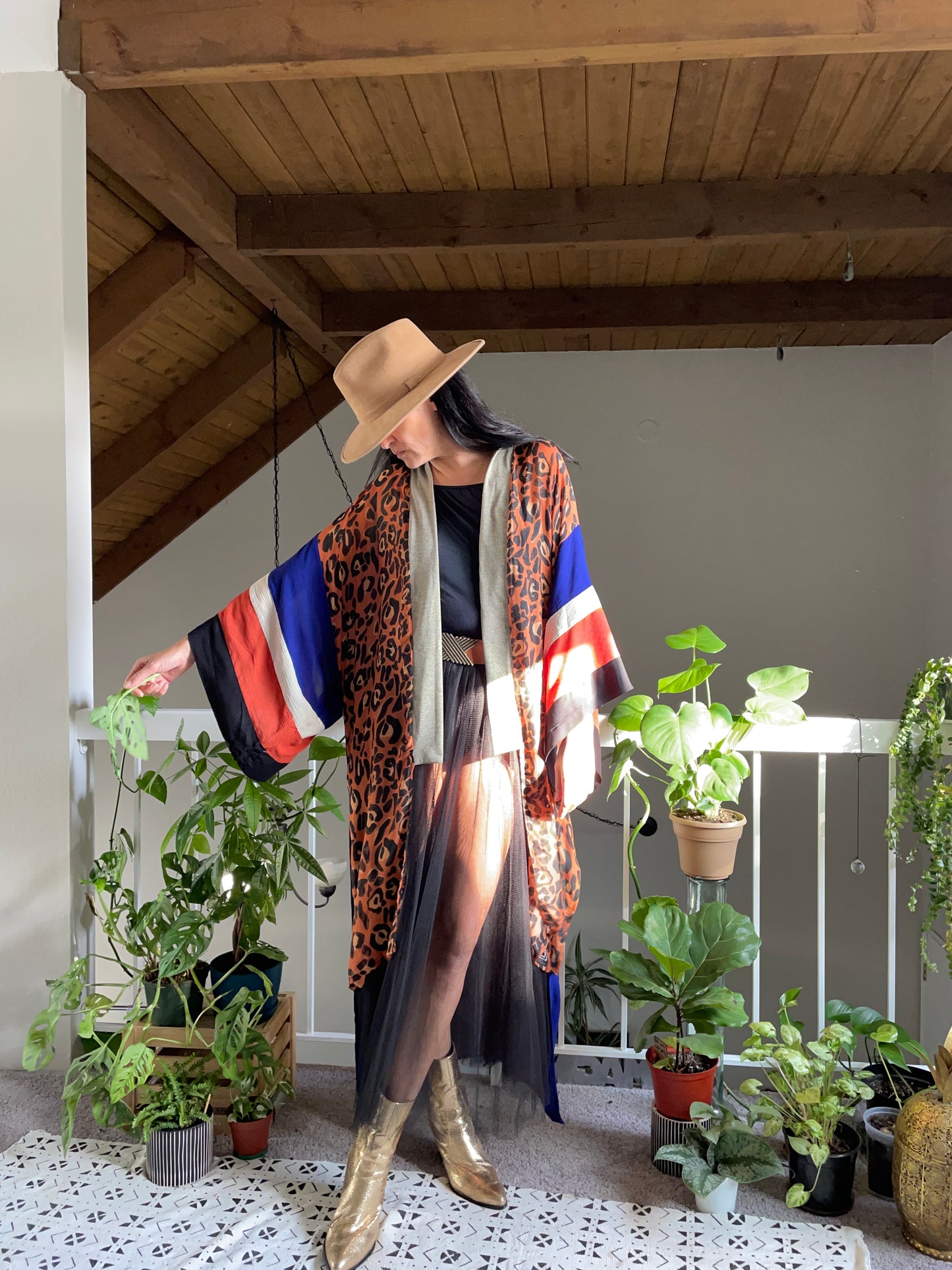Royal cheetah kimono