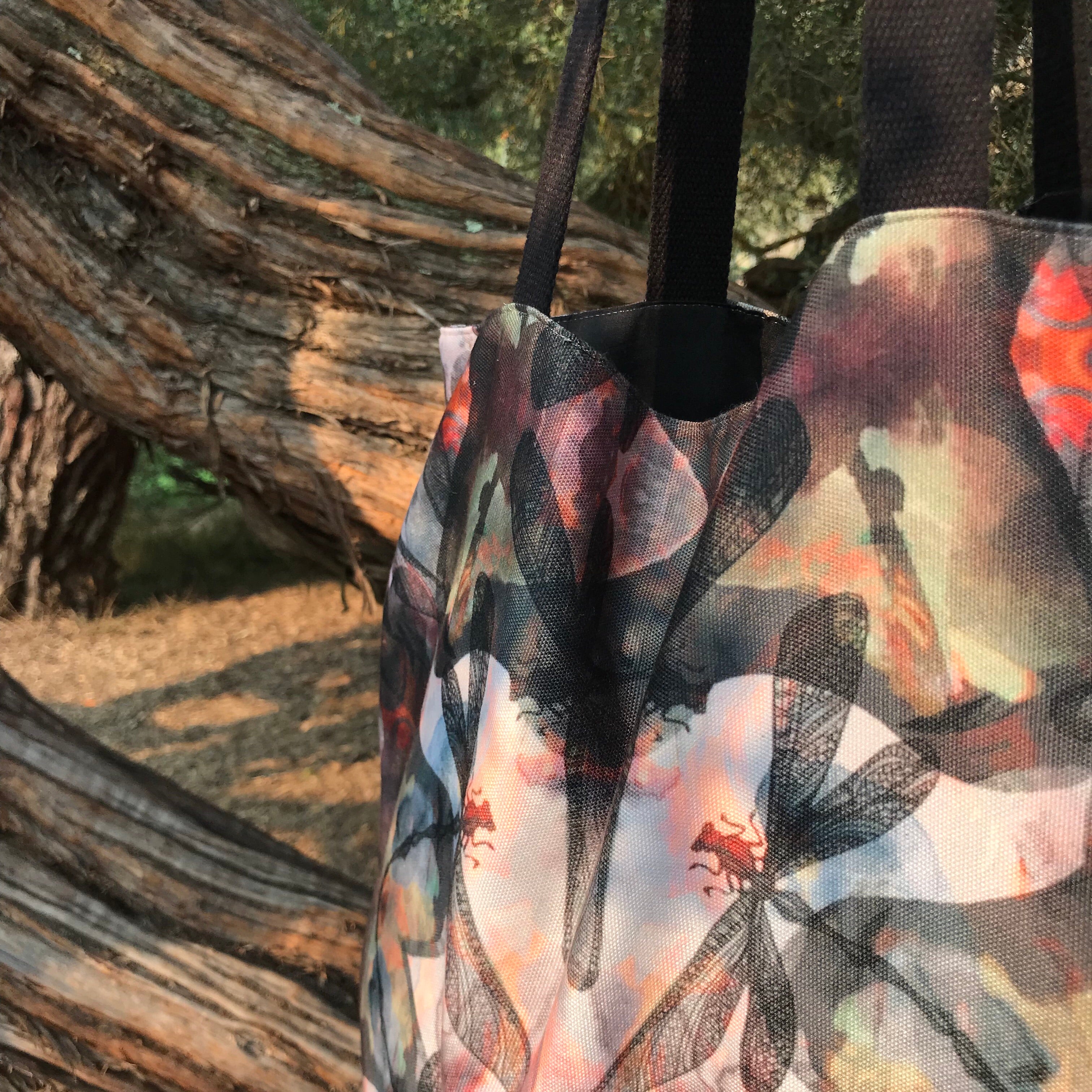 MIDNIGHT DRAGONFLY TOTE