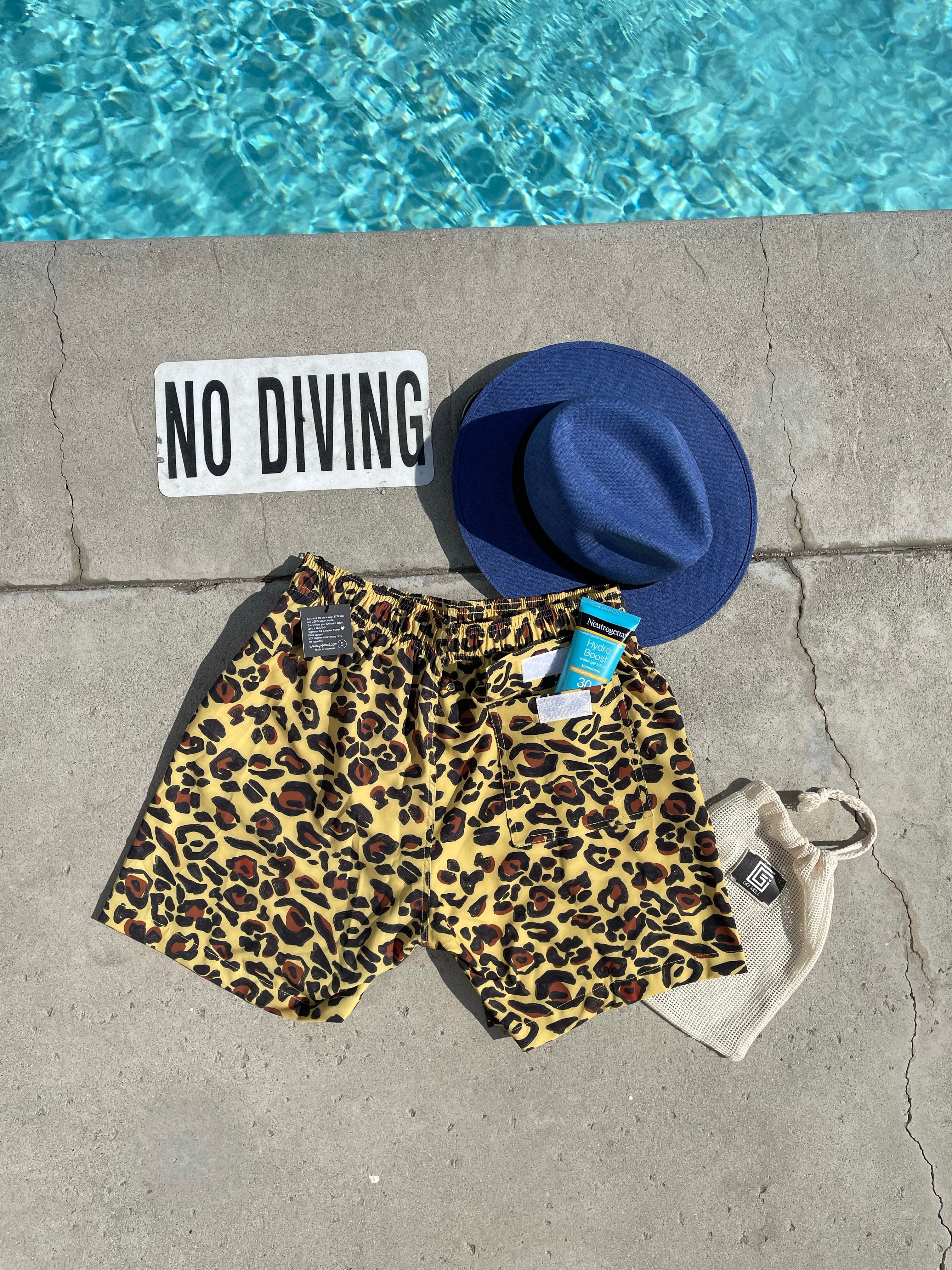 Jaguar squeeze swim trunks